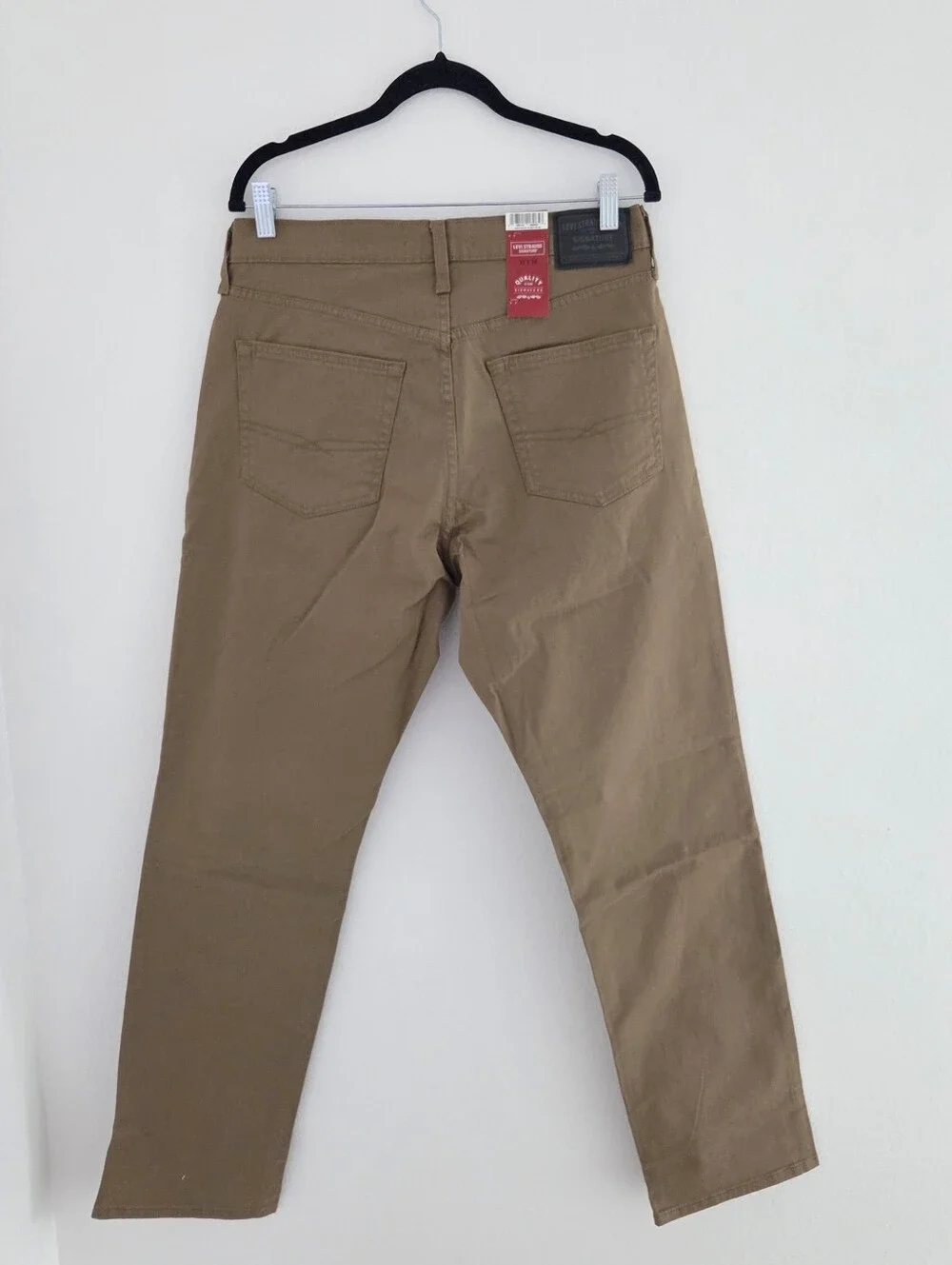Levi Strauss Signature Men's Khaki Athletic Fit Jeans